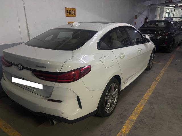 https://images10.gaadi.com/usedcar_image/4596383/original/processed_c4b979ea-d3c4-4549-9abf-39f7903bcd62.jpg?imwidth=6401