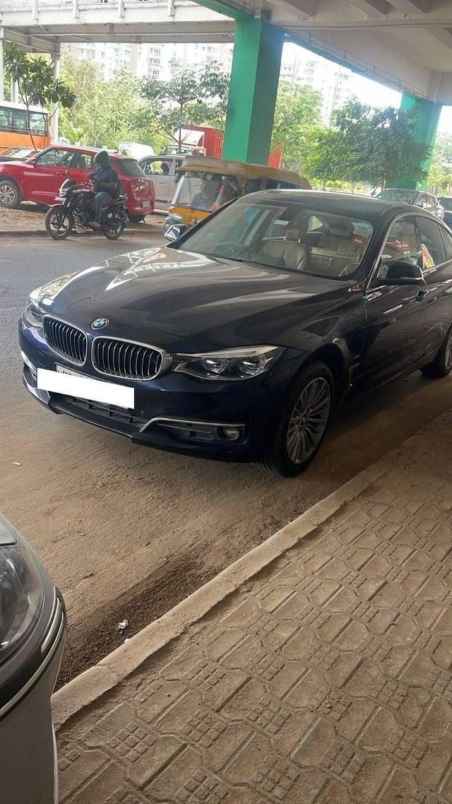 https://images10.gaadi.com/usedcar_image/4596402/original/processed_a36f0ef5-7b9a-499b-98c7-99c26c8acc54.jpg?imwidth=6400