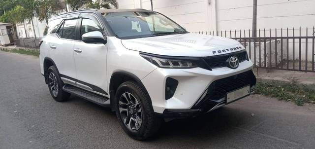 https://images10.gaadi.com/usedcar_image/4596526/original/processed_103b778994b894eb455b2ed7f272515a.jpg?imwidth=6400
