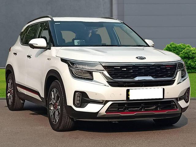 https://images10.gaadi.com/usedcar_image/4596553/original/processed_c0af39927ddc6132ba9763dd5ae35506.jpg?imwidth=6400