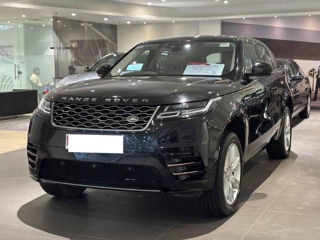https://images10.gaadi.com/usedcar_image/4596567/original/processed_c924798be678d6bad417885dce8f2498.jpg?imwidth=6401