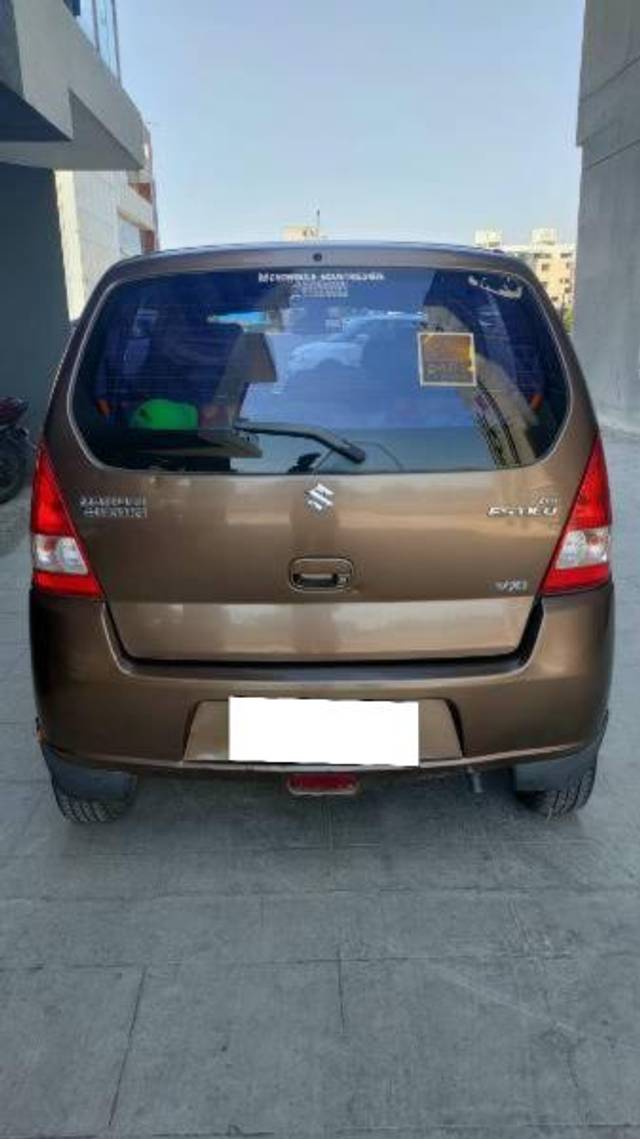 https://images10.gaadi.com/usedcar_image/4596575/original/processed_36b10850-9720-4903-8e83-e7f8765f2b63.jpg?imwidth=6402