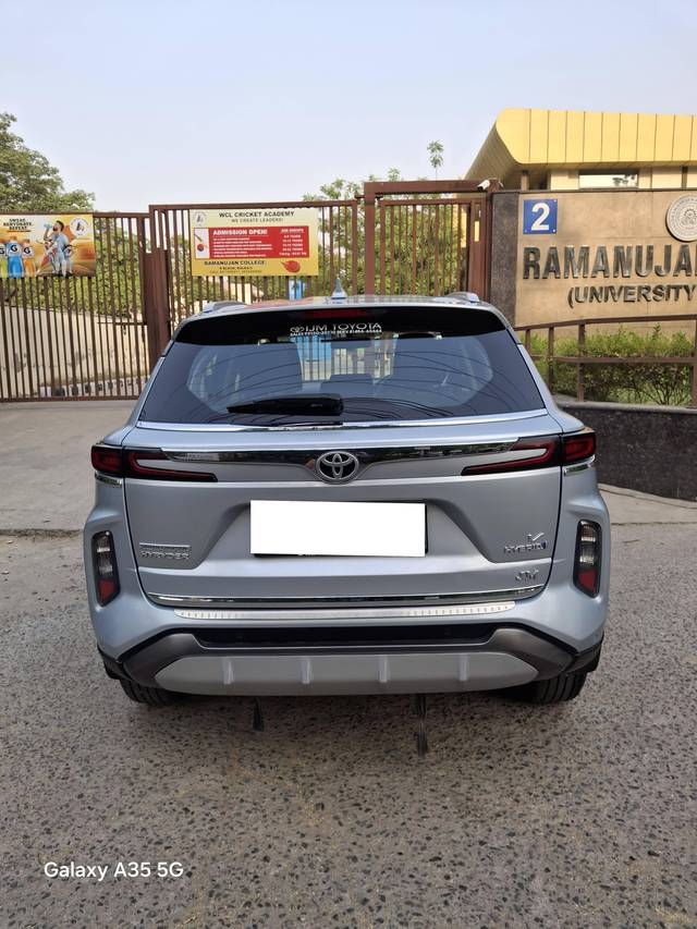 https://images10.gaadi.com/usedcar_image/4596624/original/processed_f247f944ad486781718bfa913fda6d72.jpg?imwidth=6401