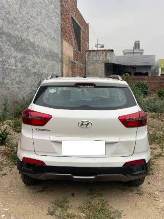 https://images10.gaadi.com/usedcar_image/4596629/original/processed_fe25143a-b9c0-4901-9f0a-32549bb040bc.jpeg?imwidth=6402