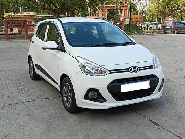 https://images10.gaadi.com/usedcar_image/4596632/original/processed_f3b4b91a11625fce06fdcc1df933a699.jpg?imwidth=6400
