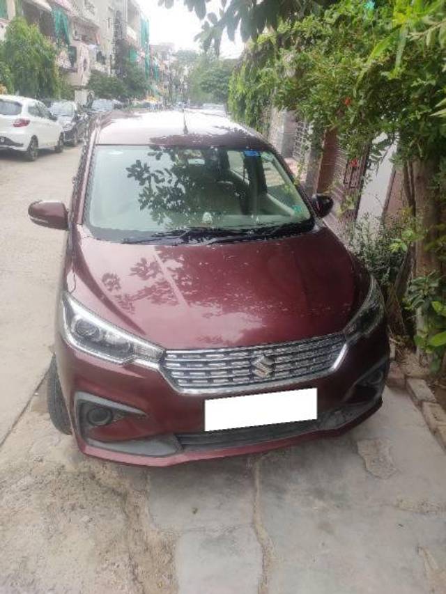 https://images10.gaadi.com/usedcar_image/4596637/original/processed_25a26660-0d56-4a2f-8a0b-ec912365506c.jpg?imwidth=6400