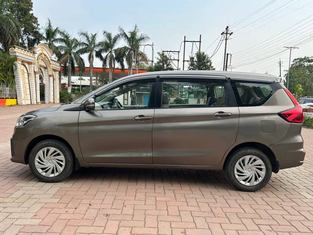 https://images10.gaadi.com/usedcar_image/4596648/original/d2e01fd133a880c6831badb2f50b80ce.jpeg?imwidth=6402