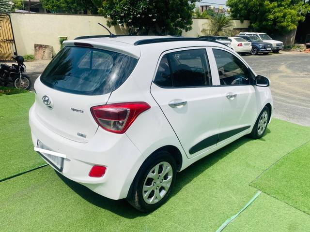 https://images10.gaadi.com/usedcar_image/4596659/original/processed_ffa3961e18dacc4ce3aefca63bf898ef.jpg?imwidth=6402