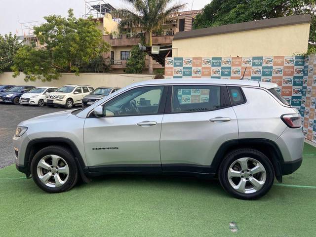 https://images10.gaadi.com/usedcar_image/4596660/original/processed_727411c3c91a790d901b3cbc3bee53d3.jpg?imwidth=6402
