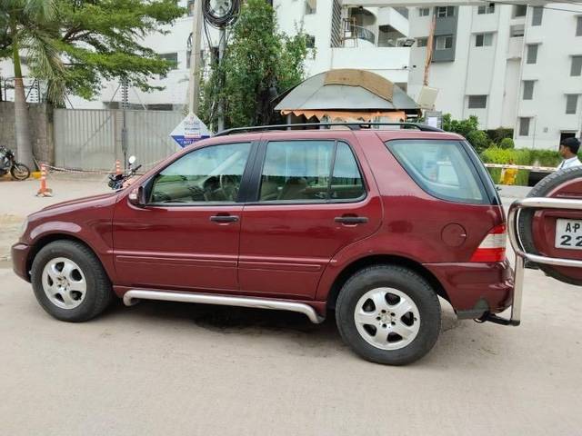 https://images10.gaadi.com/usedcar_image/4596671/original/processed_60739305-b3bc-4b68-bb92-f65d5e0f85ca.jpeg?imwidth=6402