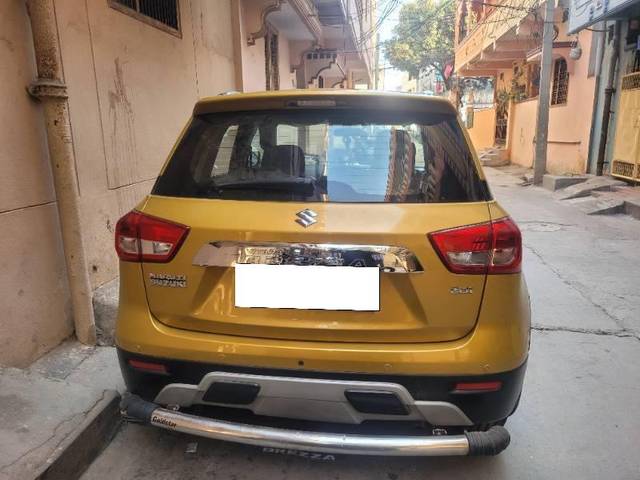 https://images10.gaadi.com/usedcar_image/4596674/original/processed_c94ee512-633a-404b-939c-cd6ddf6b8d58.jpg?imwidth=6401