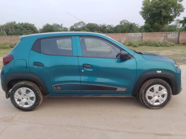 https://images10.gaadi.com/usedcar_image/4596695/original/processed_8e4c64b2334d64600cf471b20ece0327.jpg?imwidth=6401