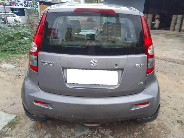 https://images10.gaadi.com/usedcar_image/4596698/original/processed_7ef5dcbf60486e18d33a887746c70f1b.jpg?imwidth=6402