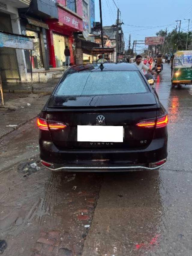 https://images10.gaadi.com/usedcar_image/4596699/original/processed_e18b7cfe-22f3-4c31-a6af-6cd1be88ee67.jpeg?imwidth=6401