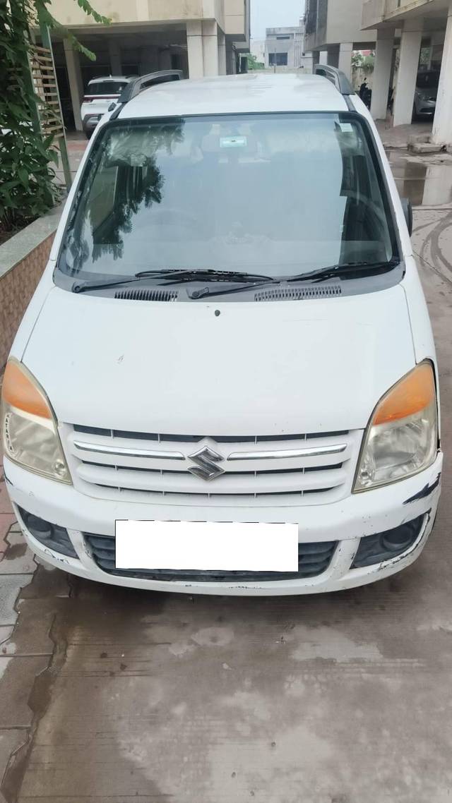 https://images10.gaadi.com/usedcar_image/4596740/original/processed_2575946c-c99f-4224-be6b-ca5c9088d2ca.jpg?imwidth=6400