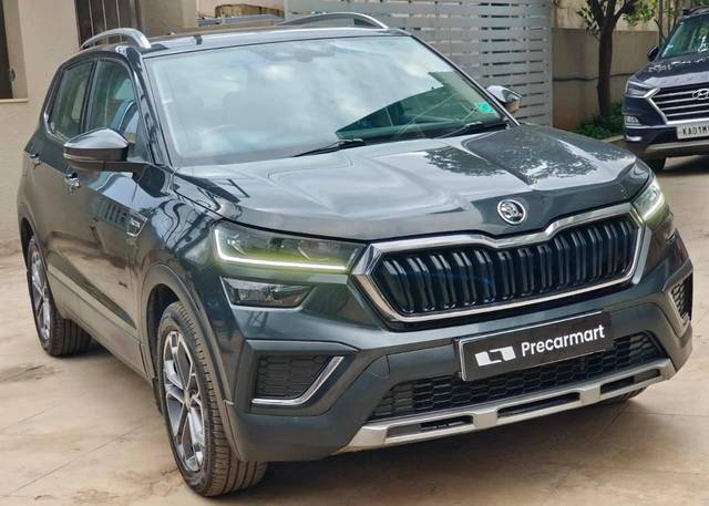 https://images10.gaadi.com/usedcar_image/4596754/original/processed_bad31e1162afa315c8b9fff15e7040a4.jpg?imwidth=6400