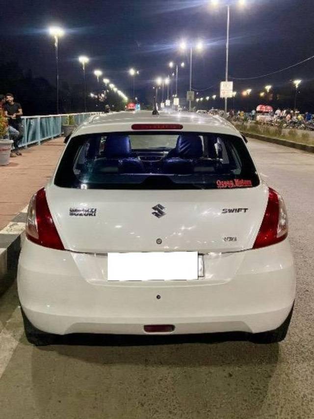 https://images10.gaadi.com/usedcar_image/4596780/original/processed_67cf0b0a-9cd2-419f-927f-60d1f6bb7f68.jpeg?imwidth=6402