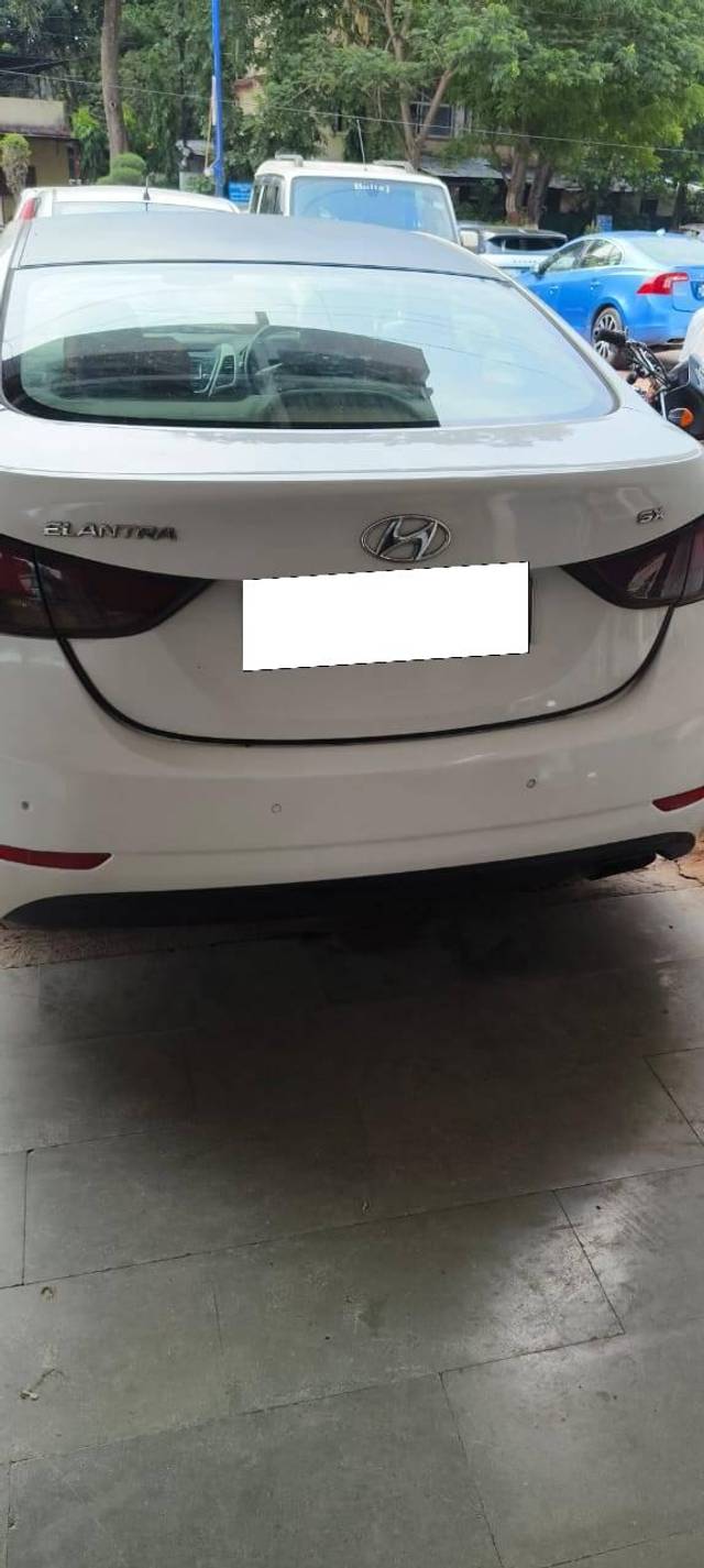 https://images10.gaadi.com/usedcar_image/4596782/original/processed_979bec09ca69155e0759369e7ab6a035.jpeg?imwidth=6401