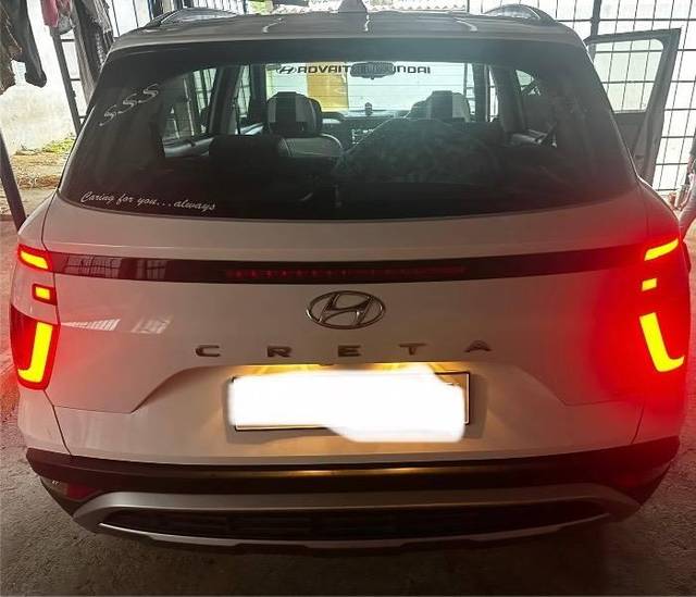 https://images10.gaadi.com/usedcar_image/4596783/original/processed_3c559831-ad9c-412f-992f-95c890c918f2.jpeg?imwidth=6402