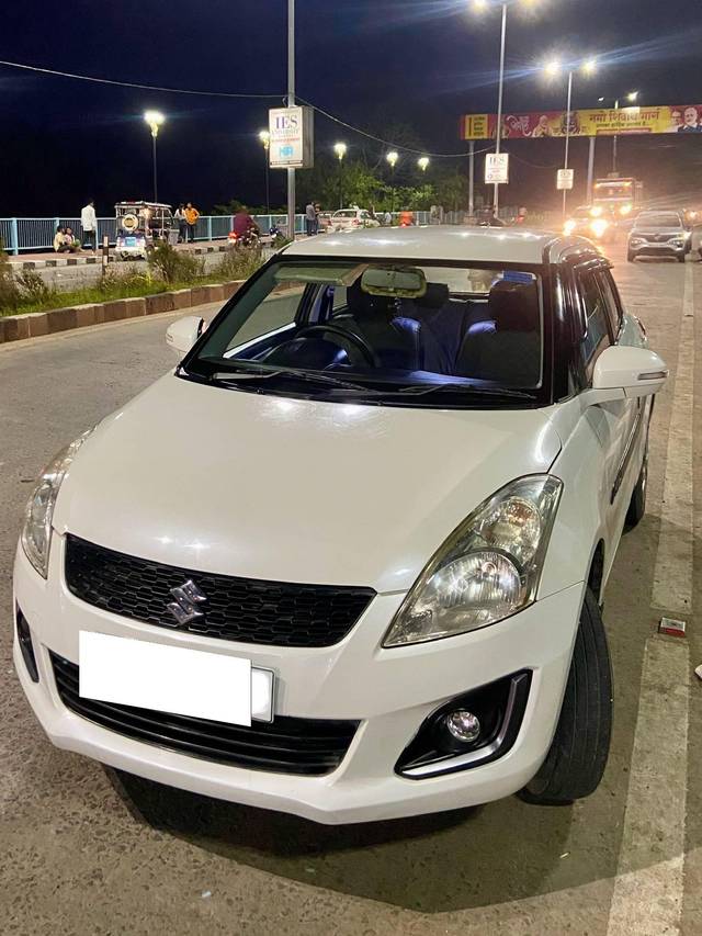 https://images10.gaadi.com/usedcar_image/4596796/original/processed_bcaa4657-13ed-481c-8dfe-20cd6c3d557d.jpeg?imwidth=6400
