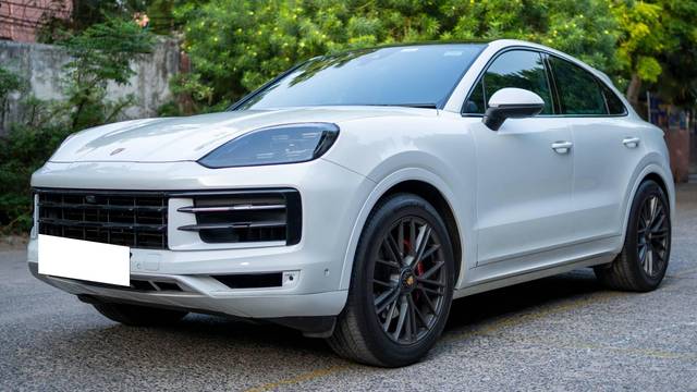 https://images10.gaadi.com/usedcar_image/4596818/original/processed_df1d09aae19c4bbb368dde5721cb2ca8.jpg?imwidth=6402