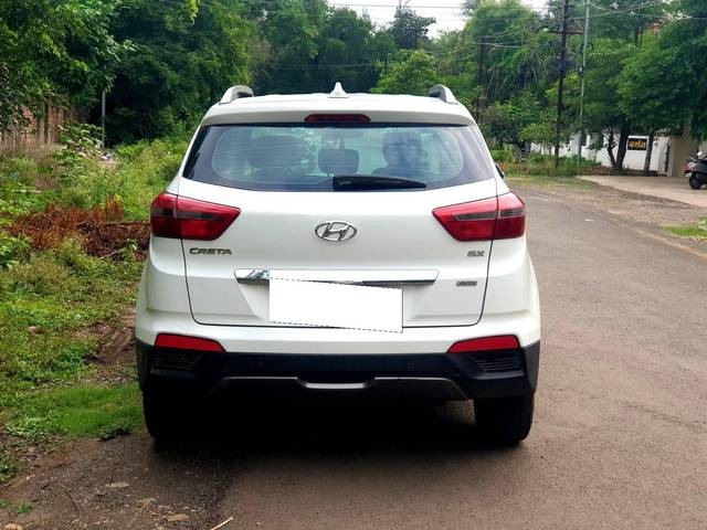 https://images10.gaadi.com/usedcar_image/4596821/original/processed_4a38b637eaed513e8c096426eecfd411.jpg?imwidth=6402