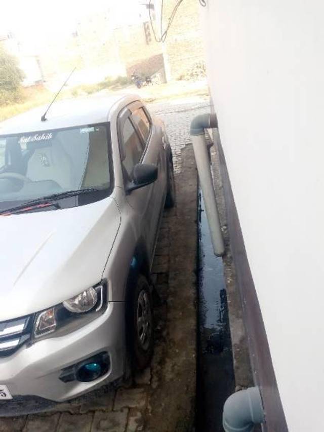 https://images10.gaadi.com/usedcar_image/4596823/original/processed_e424466b-39d6-42a6-8344-0a5cd73843c8.jpg?imwidth=6400