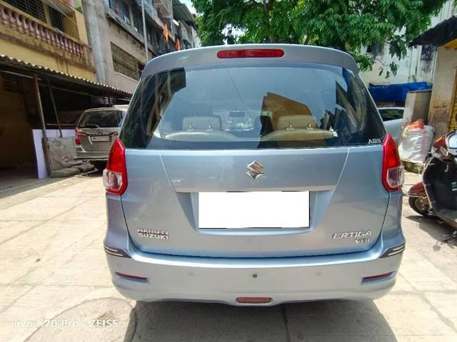 https://images10.gaadi.com/usedcar_image/4596827/original/processed_892164b4-e748-4ec6-95fb-7c9c3a0d5e23.jpg?imwidth=6402