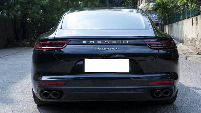 https://images10.gaadi.com/usedcar_image/4596832/original/processed_44c4d190c5027895edb496cc7a93009e.jpg?imwidth=6401