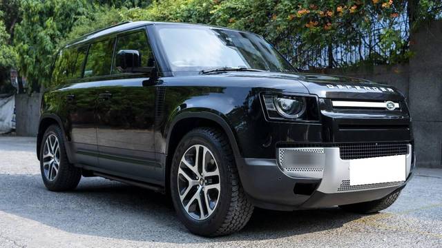 https://images10.gaadi.com/usedcar_image/4596850/original/processed_5dbb2504ee28ea693f8b7aa7fd69b6f0.jpg?imwidth=6400