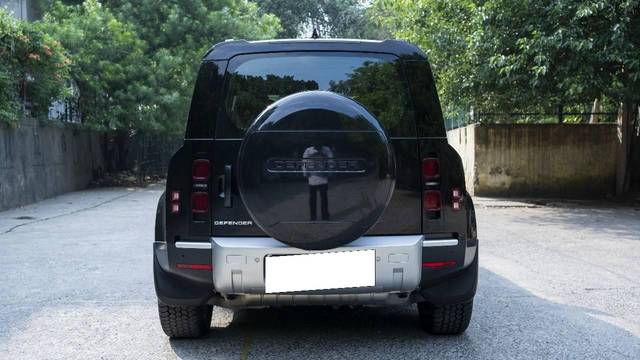 https://images10.gaadi.com/usedcar_image/4596850/original/processed_672cd4deea4a9815886621965f981341.jpg?imwidth=6401