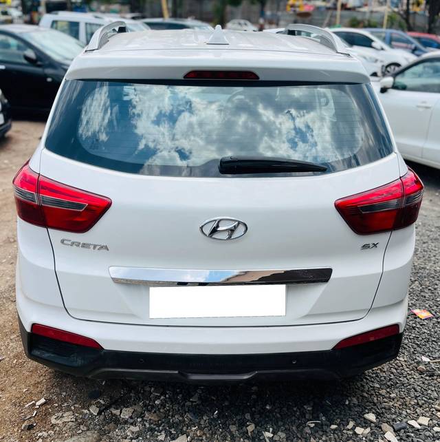 https://images10.gaadi.com/usedcar_image/4596855/original/processed_50b02157-a526-4a59-9a67-382bca2c0a36.jpg?imwidth=6401