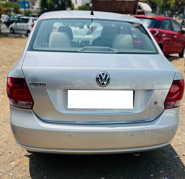 https://images10.gaadi.com/usedcar_image/4596931/original/processed_9adba4d9-9a0c-41ea-8b76-6fc0a015be38.jpg?imwidth=6401