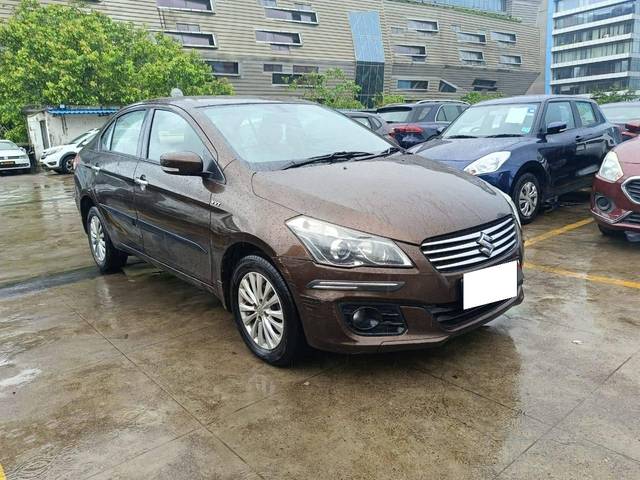 https://images10.gaadi.com/usedcar_image/4596935/original/processed_30dfa734ce32155c62b3119a6a33fdb2.jpg?imwidth=6400