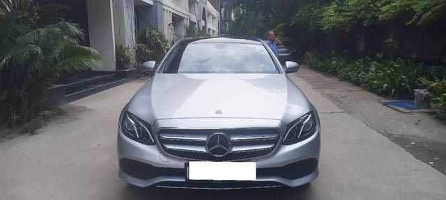 https://images10.gaadi.com/usedcar_image/4596963/original/processed_66364adf-5569-4f63-83eb-e4d9f669d545.jpg?imwidth=6402