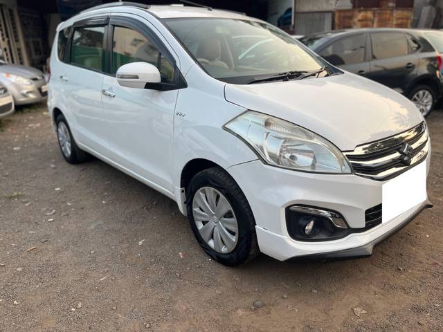 https://images10.gaadi.com/usedcar_image/4596993/original/processed_4e9cf428-69a6-4af5-ab51-440401fdefeb.jpg?imwidth=6400