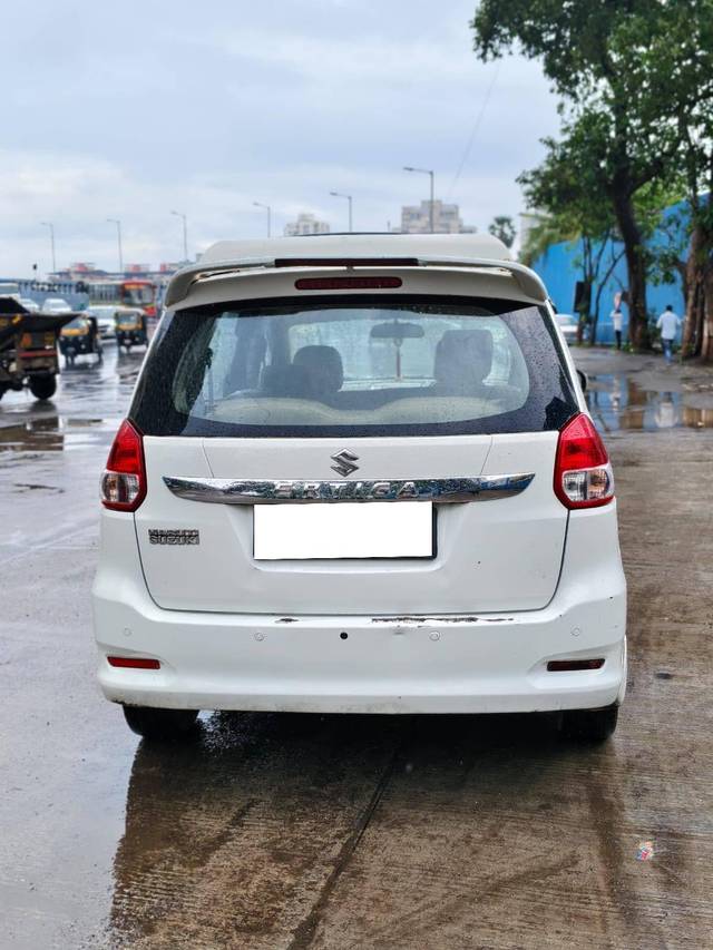 https://images10.gaadi.com/usedcar_image/4597014/original/processed_19fac174c2dcd05479f268860b580f1a.jpg?imwidth=6402