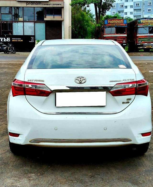 https://images10.gaadi.com/usedcar_image/4597023/original/processed_37b0e1a92fbee7a6bbe1c327e8eb7300.jpg?imwidth=6402