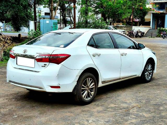 https://images10.gaadi.com/usedcar_image/4597023/original/processed_db4c47262b26b646f9ce4fe22451d796.jpg?imwidth=6401