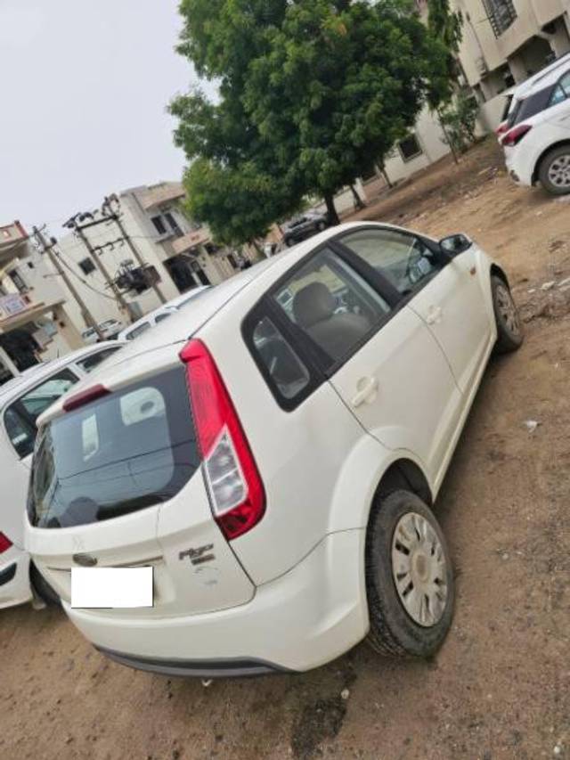 https://images10.gaadi.com/usedcar_image/4597089/original/processed_fcf7c39c-28ce-48ae-b371-4c64385d194f.jpeg?imwidth=6401