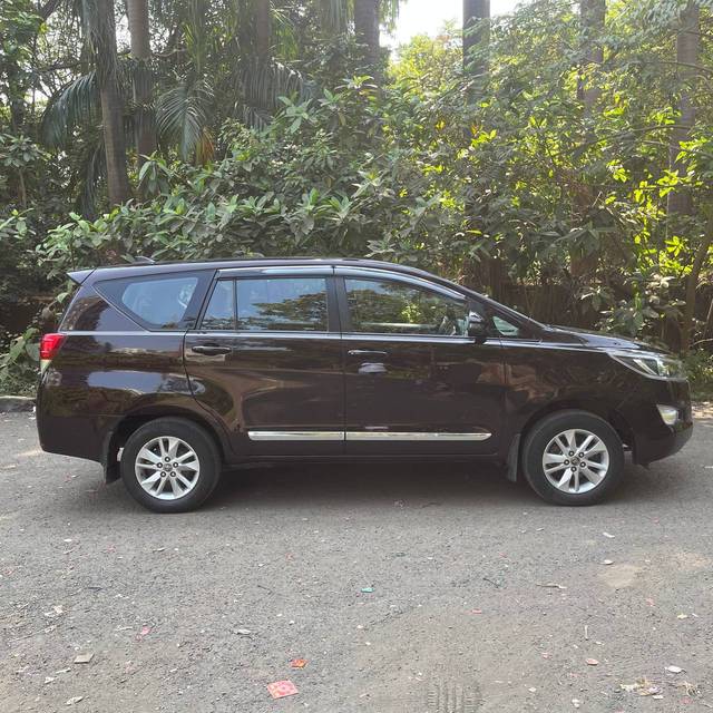 https://images10.gaadi.com/usedcar_image/4597091/original/e52521f0cb500b5296f4116efb3e3746.jpg?imwidth=6401