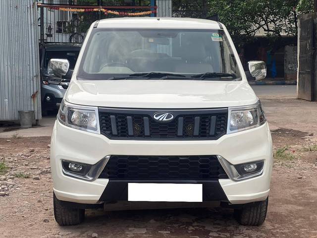 https://images10.gaadi.com/usedcar_image/4597113/original/processed_e21b67fa4fc7f9eeb613971c6c1a50db.jpg?imwidth=6402