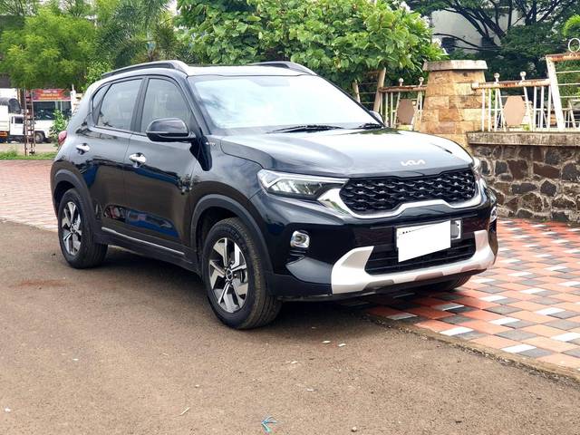 https://images10.gaadi.com/usedcar_image/4597121/original/processed_d1343cc8ef86c1c090a2383f1b997d50.jpg?imwidth=6400