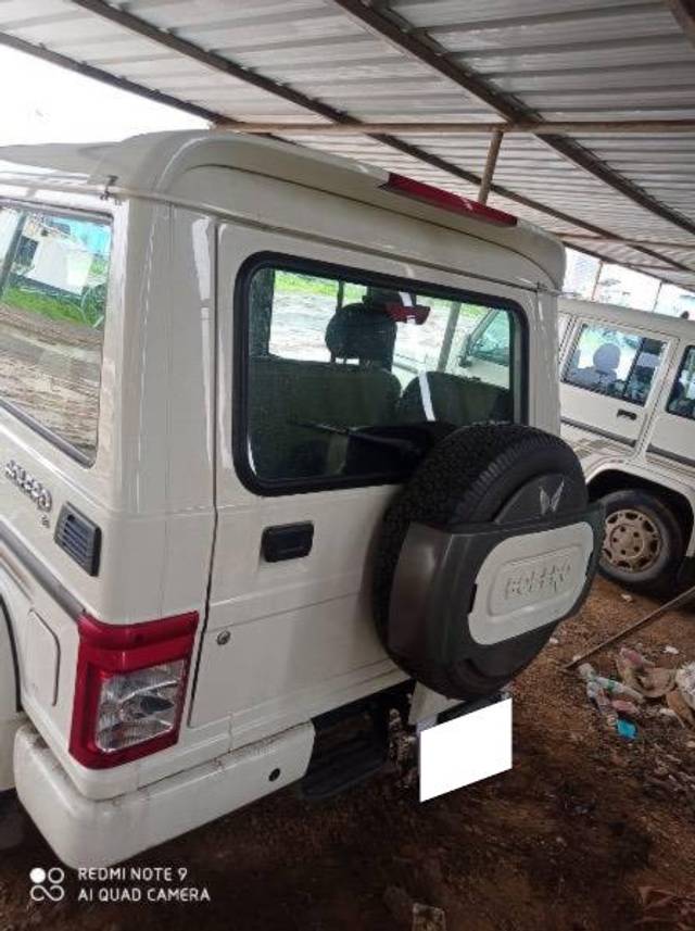 https://images10.gaadi.com/usedcar_image/4597124/original/processed_fe1c590d-846f-4fd3-8dea-423f42aa48d9.jpeg?imwidth=6402