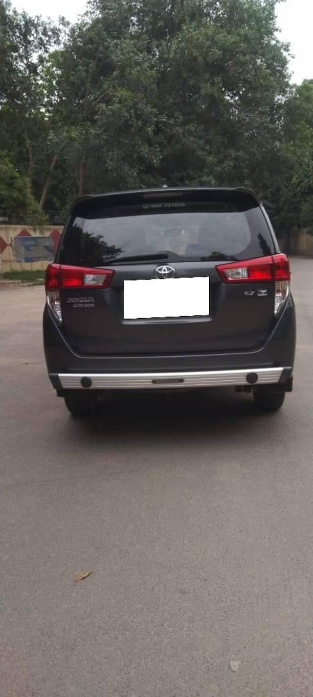 https://images10.gaadi.com/usedcar_image/4597151/original/processed_453ab2488614c457f2c560e3d6d37b69.jpeg?imwidth=6402