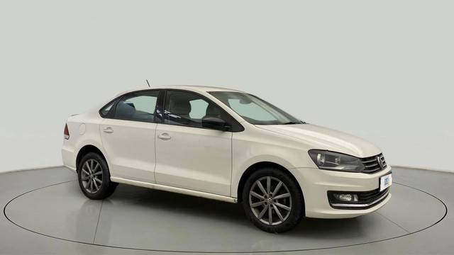 https://images10.gaadi.com/usedcar_image/4597160/original/3f74bd922088330f6d0e3c21bbdaa471.jpg?imwidth=6400