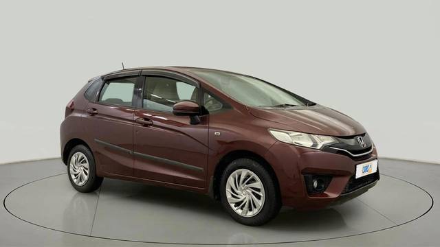 https://images10.gaadi.com/usedcar_image/4597169/original/b389e6fed6d53f8b819723ccde90687d.jpg?imwidth=6400