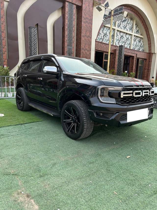 https://images10.gaadi.com/usedcar_image/4597174/original/processed_6fd92bf04f0ac73bd2fe1aeb5dc00ca2.jpeg?imwidth=6400