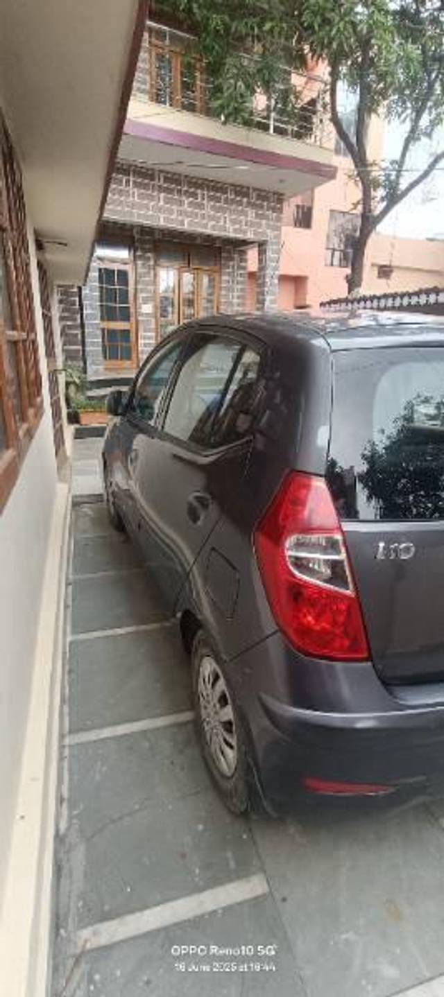 https://images10.gaadi.com/usedcar_image/4597180/original/processed_3ed06060-dc13-4647-8d06-4eee6eb61a15.jpg?imwidth=6402