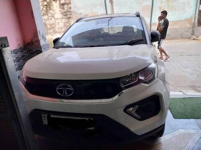 https://images10.gaadi.com/usedcar_image/4597233/original/processed_processed_c3893c6f-6881-4184-9732-474767a518db.jpg?imwidth=6400